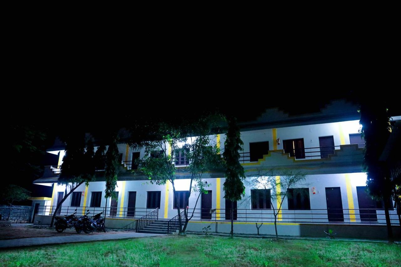 Hotel Rani Residency Puducherry Exterior foto