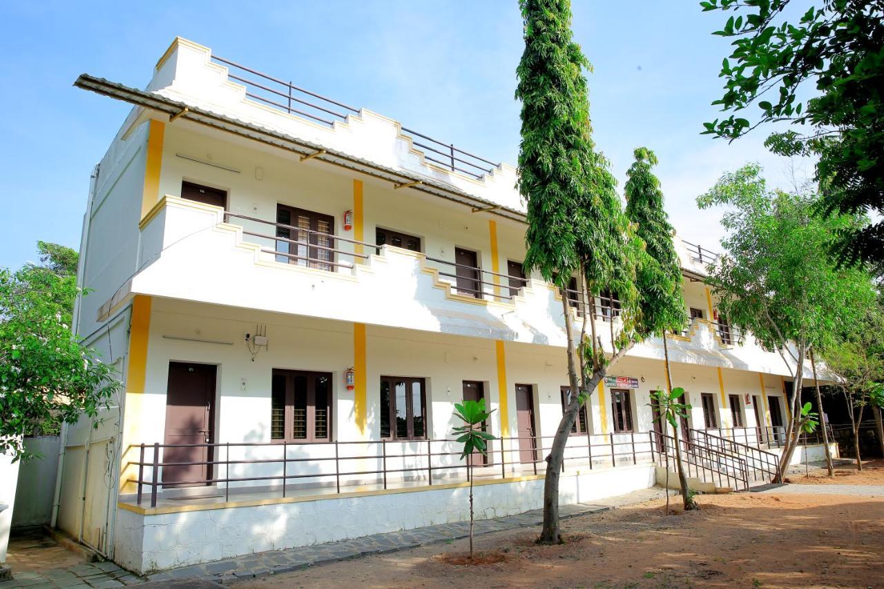 Hotel Rani Residency Puducherry Exterior foto