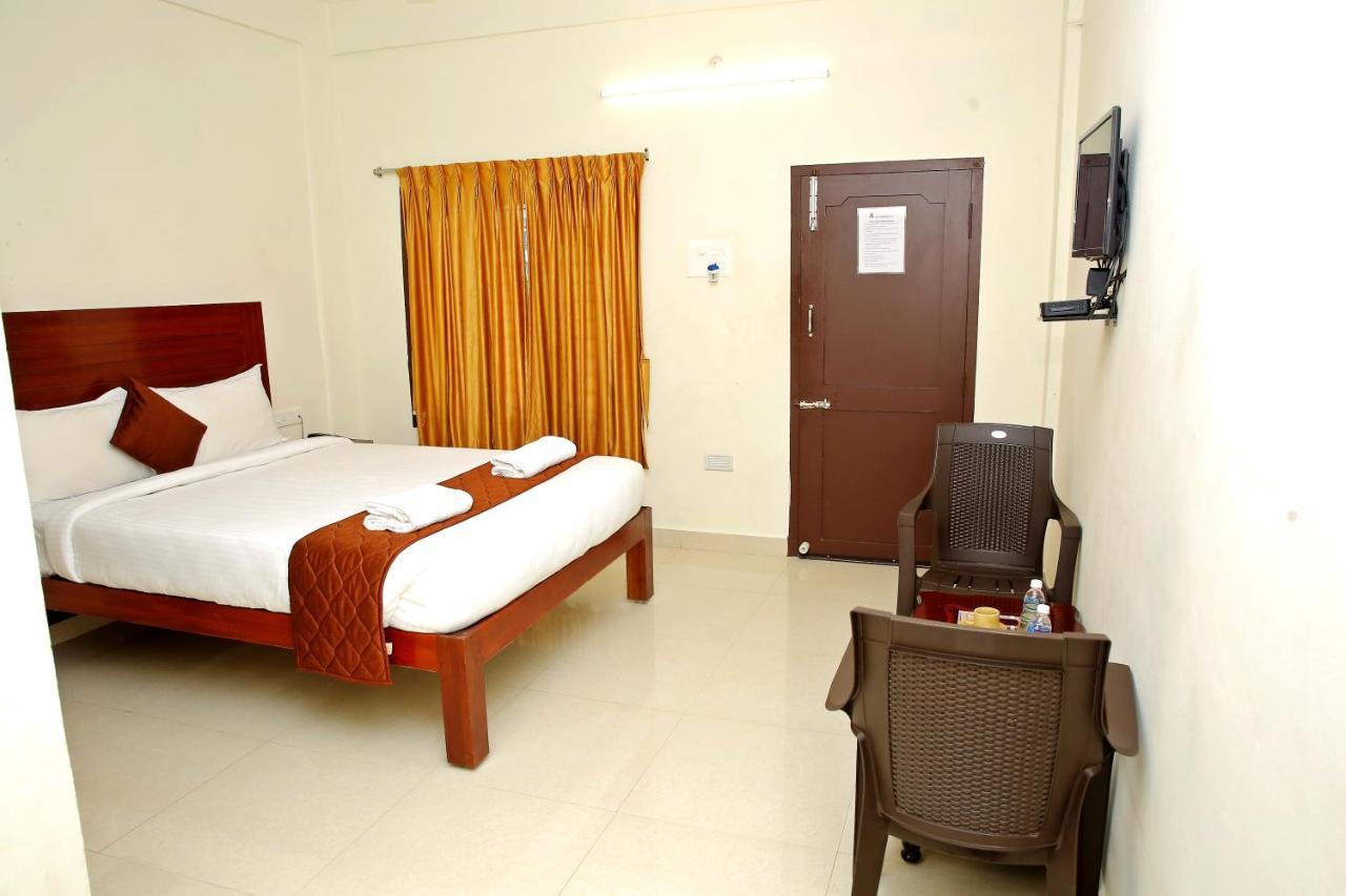 Hotel Rani Residency Puducherry Exterior foto